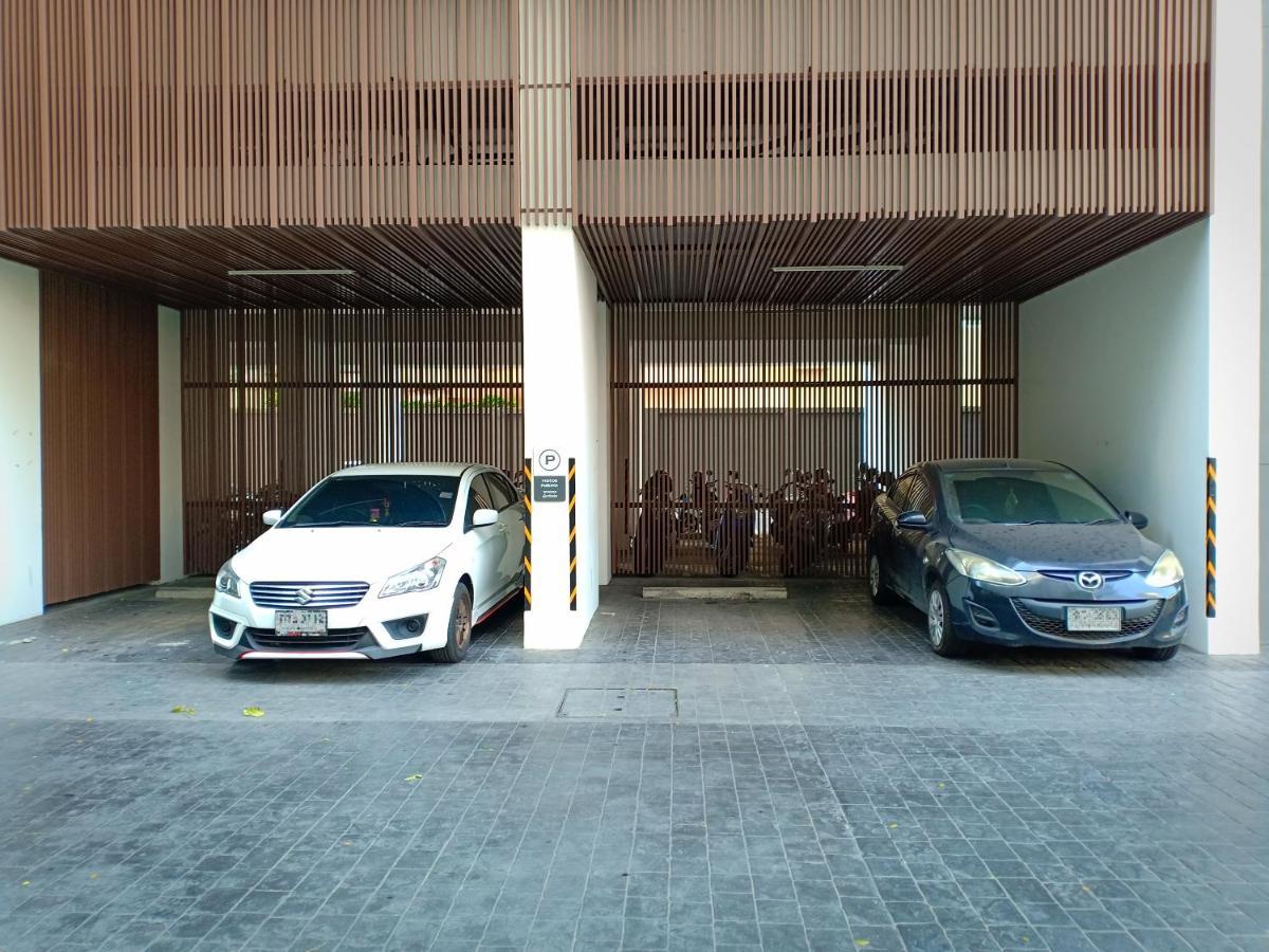 The Base Horizon Central باتايا المظهر الخارجي الصورة