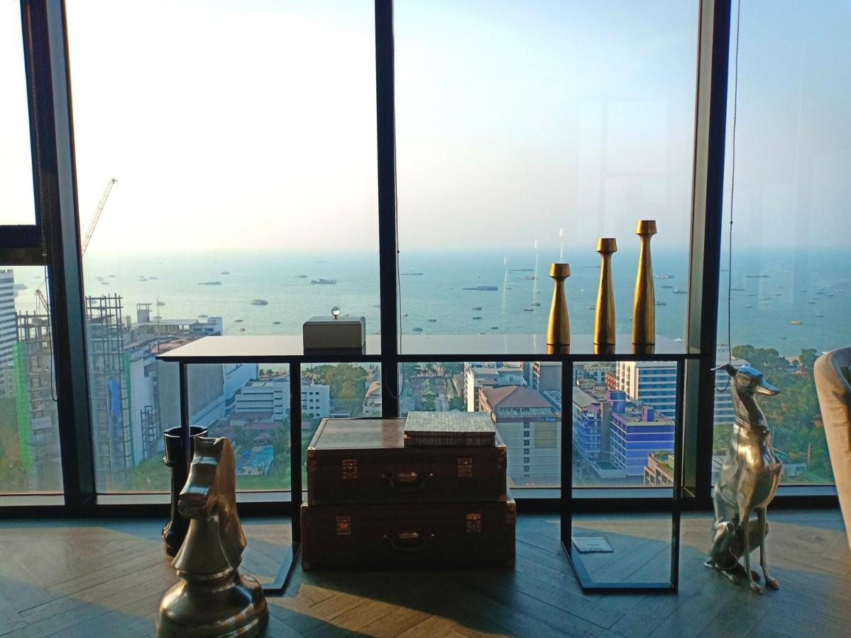 The Base Horizon Central باتايا المظهر الخارجي الصورة